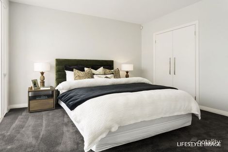 Property photo of 5 Gibbs Crescent Catherine Field NSW 2557