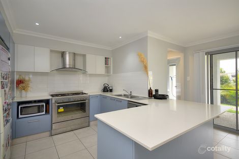 Property photo of 17 Rees Court Elanora QLD 4221