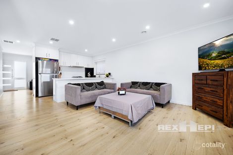 Property photo of 2 Meme Place Narre Warren VIC 3805