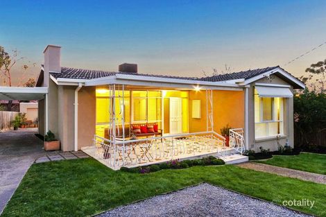 Property photo of 1 Pinewood Drive Mount Waverley VIC 3149