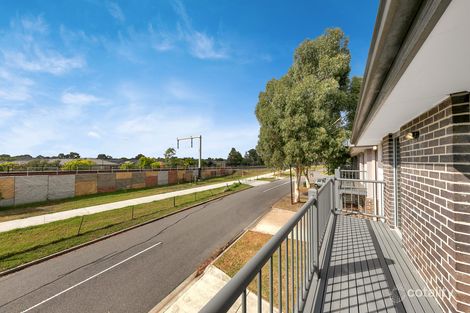 Property photo of 8 Amiens Green South Morang VIC 3752