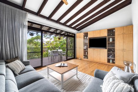 Property photo of 25 Kendal Crescent Wheeler Heights NSW 2097