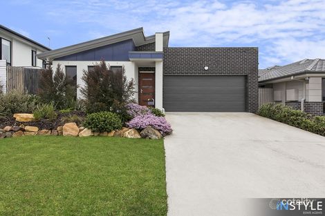 Property photo of 3 Nordeck Street Casey ACT 2913