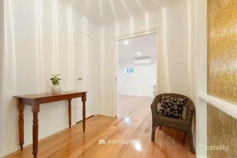 Property photo of 4 Talbot Court Frankston VIC 3199