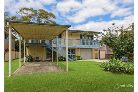 Property photo of 4 St James Avenue Berkeley Vale NSW 2261