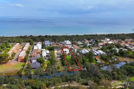 Property photo of 4 Beckwith Grove Seaford VIC 3198