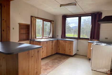 Property photo of 2516 Warburton Highway Yarra Junction VIC 3797
