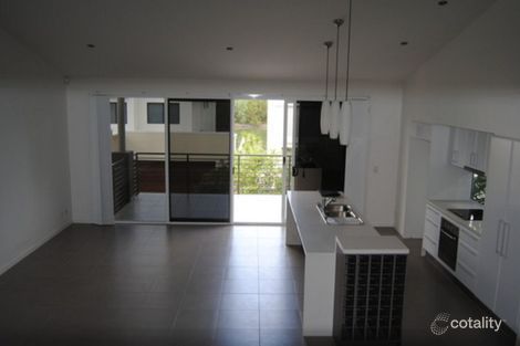 Property photo of 2/1 Cape Martin Lane Varsity Lakes QLD 4227