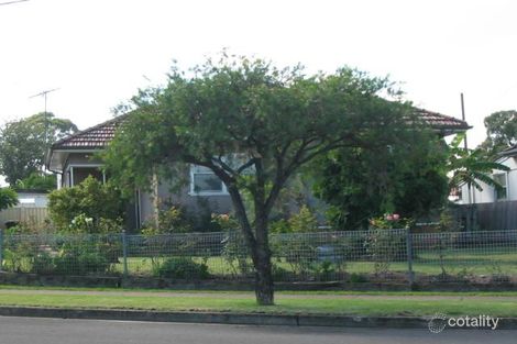 13 Railway St, Old Guildford, NSW 2161