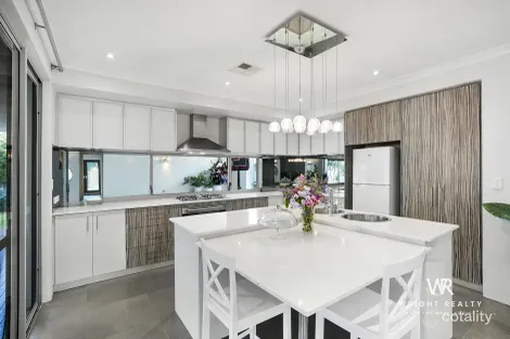 Property photo of 16 Solaia Loop Woodvale WA 6026