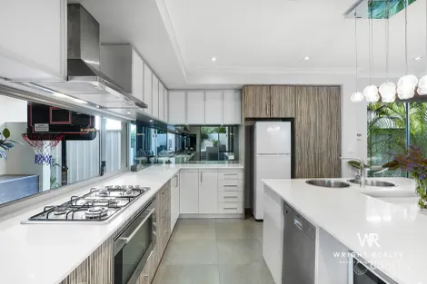 Property photo of 16 Solaia Loop Woodvale WA 6026