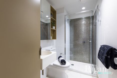 Property photo of 702/33 Mackenzie Street Melbourne VIC 3000