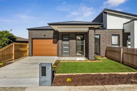 5a Karana Ave, Grovedale, VIC 3216