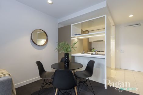 Property photo of 702/33 Mackenzie Street Melbourne VIC 3000