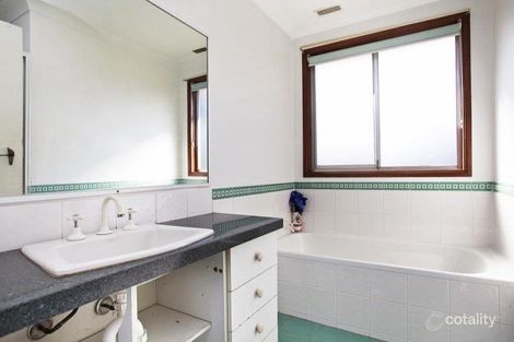 Property photo of 8 Garnier Close Thornton NSW 2322