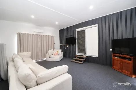 Property photo of 12 S S Heatherbell Avenue Jerona QLD 4809