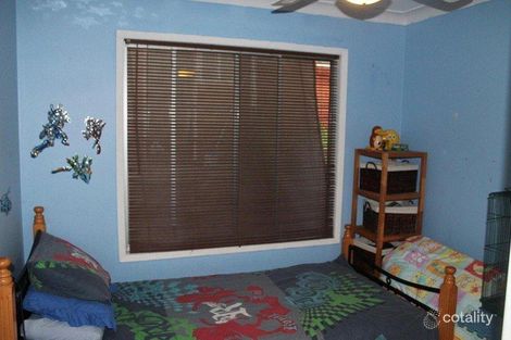 Property photo of 6 Adnamira Close Wyoming NSW 2250