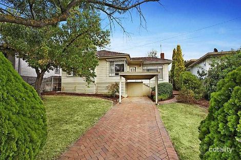 17 Roslyn St, Strathmore, VIC 3041