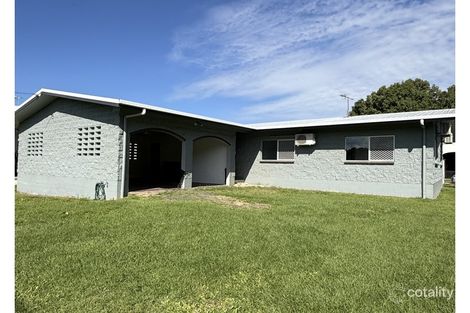 17 Ranleagh St, Kurrimine Beach, QLD 4871