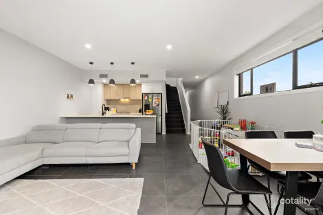 Property photo of 5 Ryhope Street Mount Hutton NSW 2290