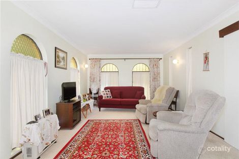 Property photo of 11 Waree Drive Hillvue NSW 2340