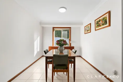 Property photo of 10 Beasley Close Largs NSW 2320