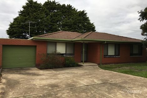 2/1 Chelmsford Ave, Newtown, VIC 3220