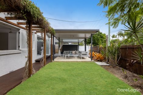 Property photo of 1/12 Ikkina Road Burleigh Heads QLD 4220