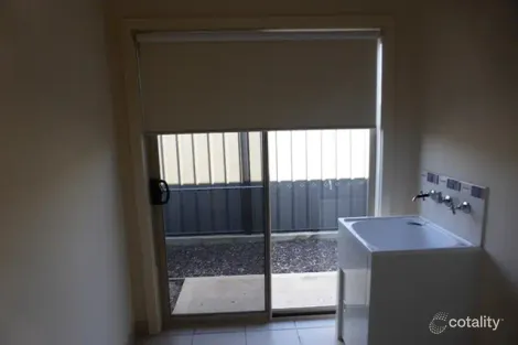 Property photo of 21 Lindsay Gardens Point Cook VIC 3030