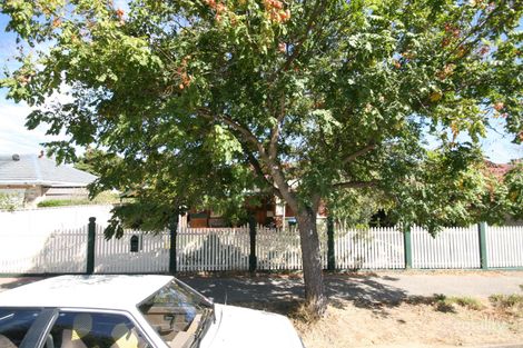 51 Crozier Ave, Daw Park, SA 5041