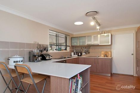 Property photo of 23 Henman Close Point Clare NSW 2250