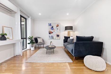 Property photo of 6 Roope Close Calwell ACT 2905