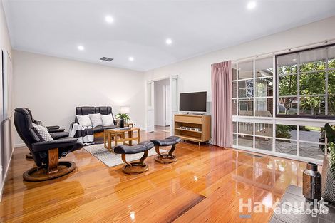 Property photo of 4 Ovens Place Rowville VIC 3178