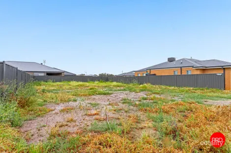 Property photo of 27 Sendock Parade Huntly VIC 3551