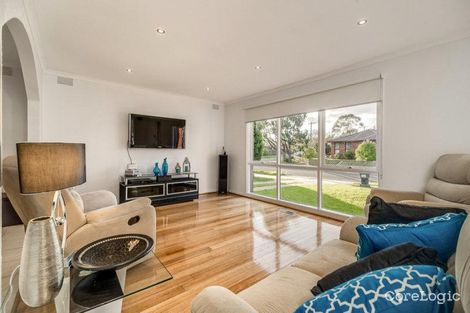 Property photo of 33 Cabernet Crescent Bundoora VIC 3083