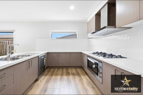 Property photo of 31 Morningside Drive Thornhill Park VIC 3335