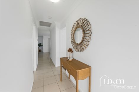 Property photo of 28 Kerrisdale Crescent Beaconsfield QLD 4740