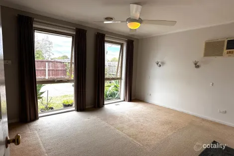 Property photo of 33 Camms Road Cranbourne VIC 3977
