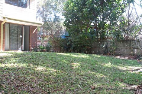 Property photo of 1/15 Parkridge Drive Molendinar QLD 4214