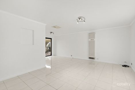 Property photo of 37 Lynlee Crescent Huntfield Heights SA 5163