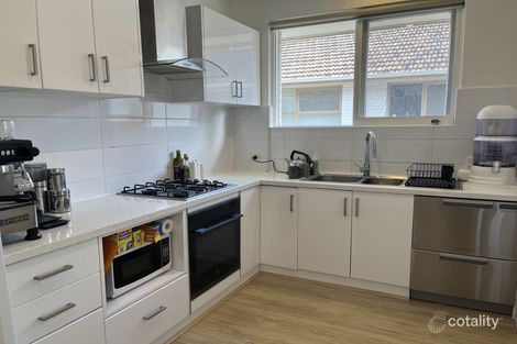 Property photo of 2/11 Balaclava Road St Kilda East VIC 3183