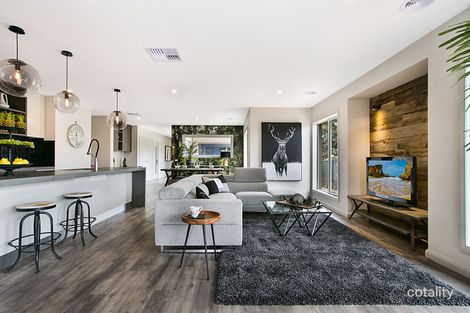 Property photo of 11 Yirrilil Way Strathfieldsaye VIC 3551