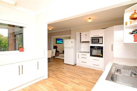 Property photo of 226 Coal Point Road Coal Point NSW 2283