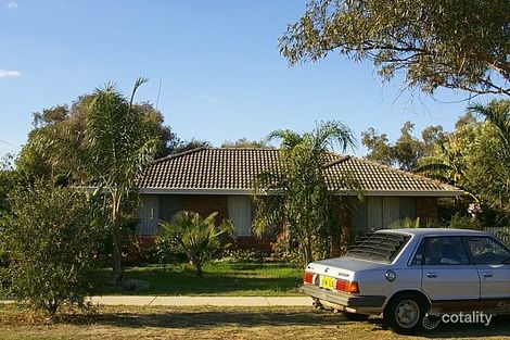 90 Queens Rd, South Guildford, WA 6055