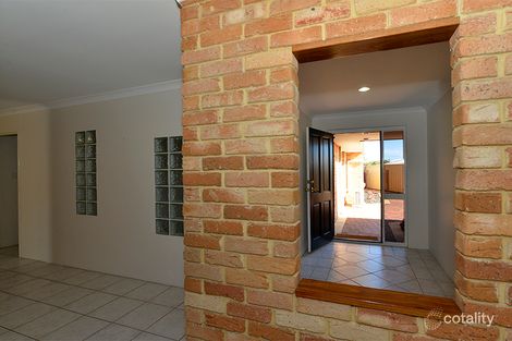 Property photo of 18B Gairloch Place Joondalup WA 6027