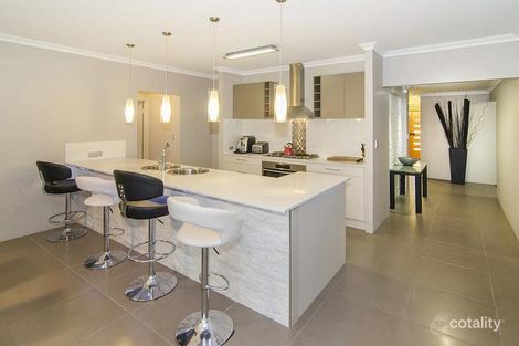 Property photo of 2 Burgee Cove Geographe WA 6280
