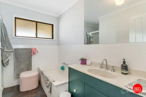 Property photo of 31 Autumn Gully Road Spring Gully VIC 3550