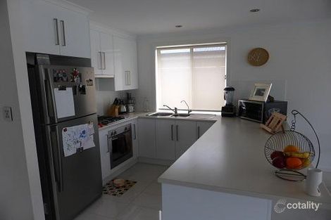 Property photo of 19 Lancaster Circuit Old Noarlunga SA 5168