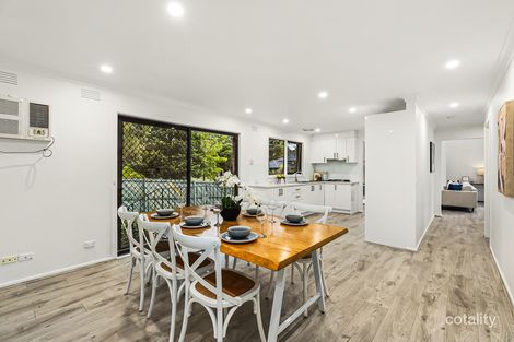 Property photo of 18 Lemongrove Crescent Croydon Hills VIC 3136