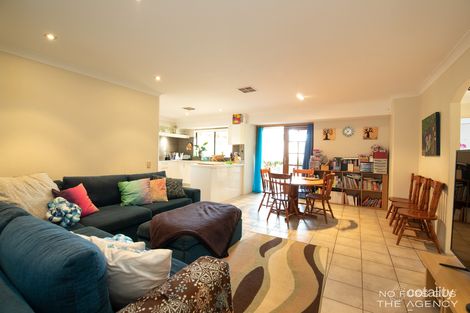 Property photo of 10 Sandgate Way Marangaroo WA 6064